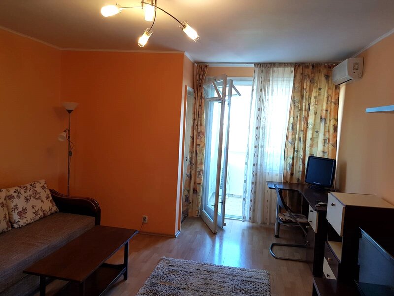 Obor, Mihai Bravu, Dimitrov, Liceul I. Hasdeu, 5 min de metrou, semistradal